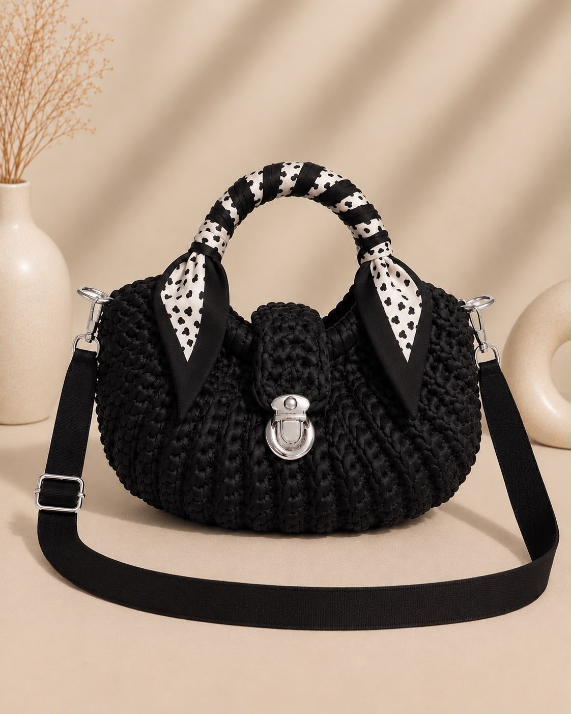 Combo Black and white