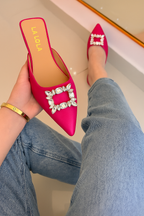 💎 EMILIA: Delicadeza que Deslumbra ✨