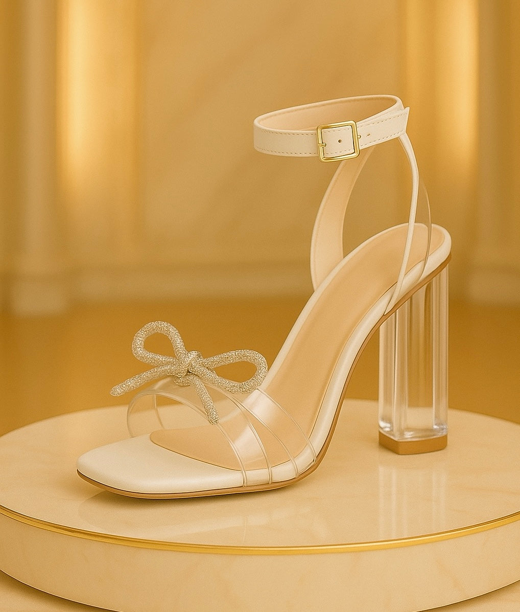 👠 LUPE: El tacón que no necesita presentación… pero igual se la damos. 💅✨