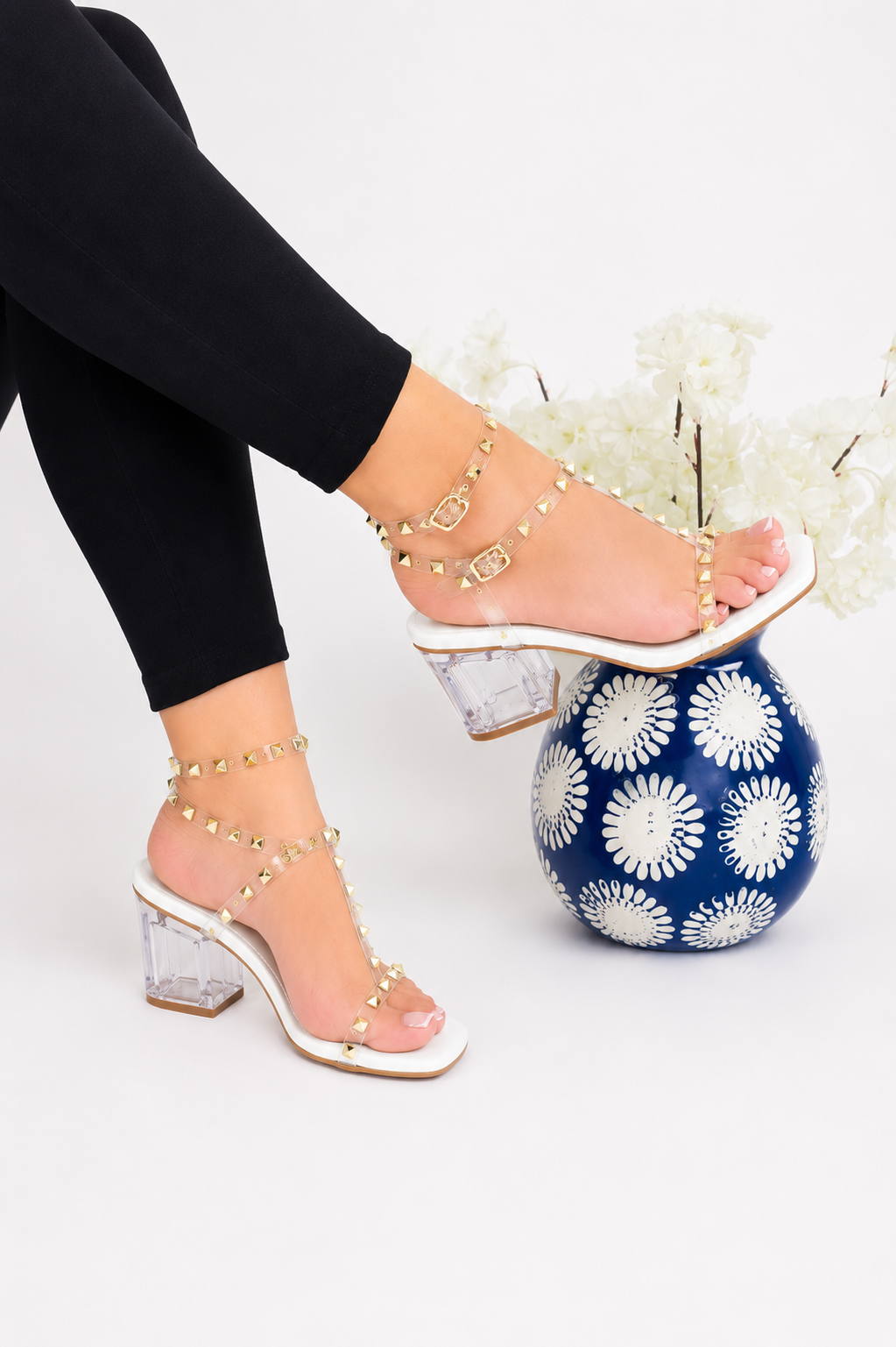 ✨ Eloísa: Elegancia Que No Pasa Desapercibida 👠✨