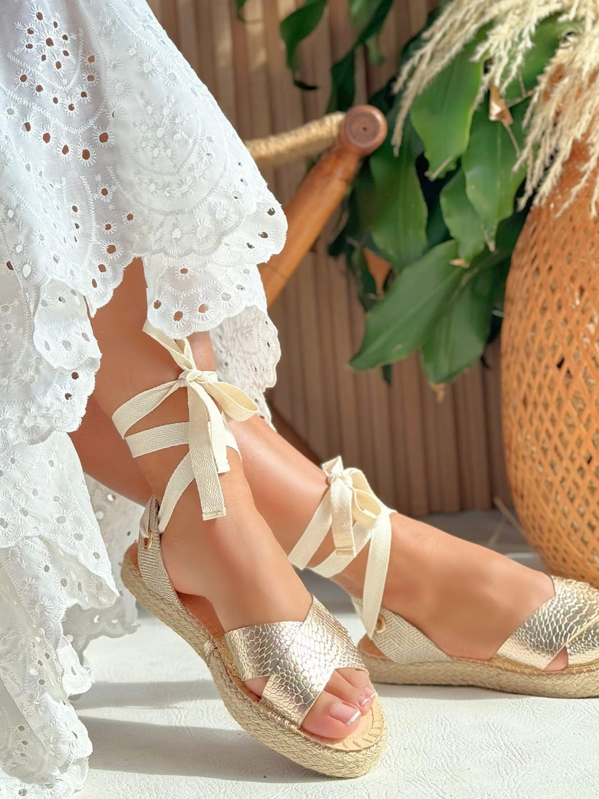 ✨ AMARANTA: Elegancia Natural en Cada Paso 👡✨ EN CUERO