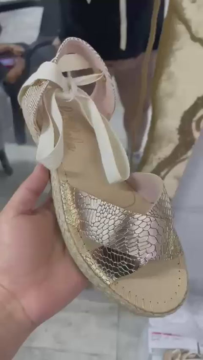 ✨ AMARANTA: Elegancia Natural en Cada Paso 👡✨ EN CUERO