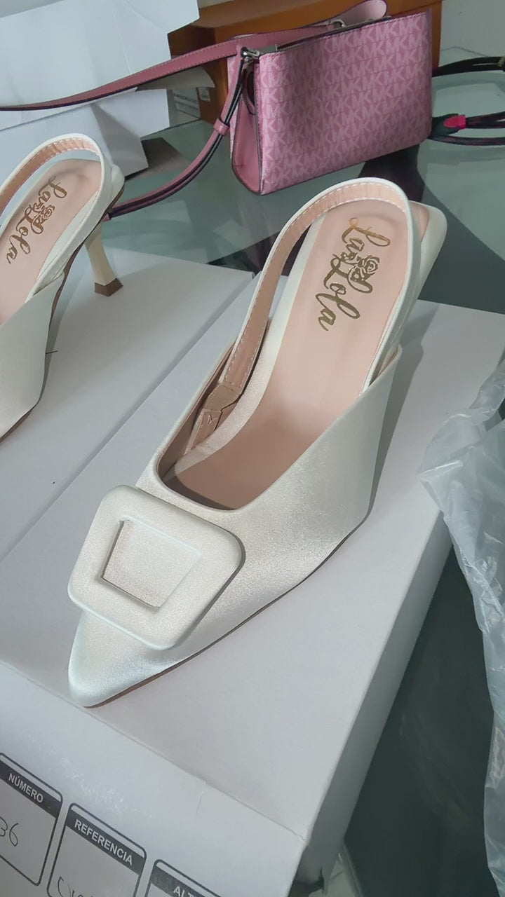 JULIETA ✨: Poder y Elegancia en Cada Paso 👠✨